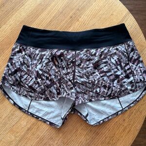 Lululemon Speed Up Shorts LIKE NEW